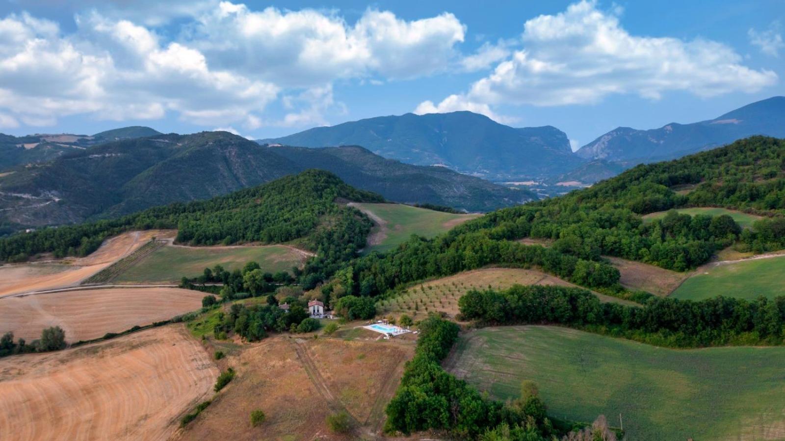 Appartement Agriturismo Il Fienile di Cà Battista à Cagli Extérieur photo