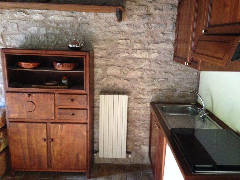 Appartement Agriturismo Il Fienile di Cà Battista à Cagli Extérieur photo