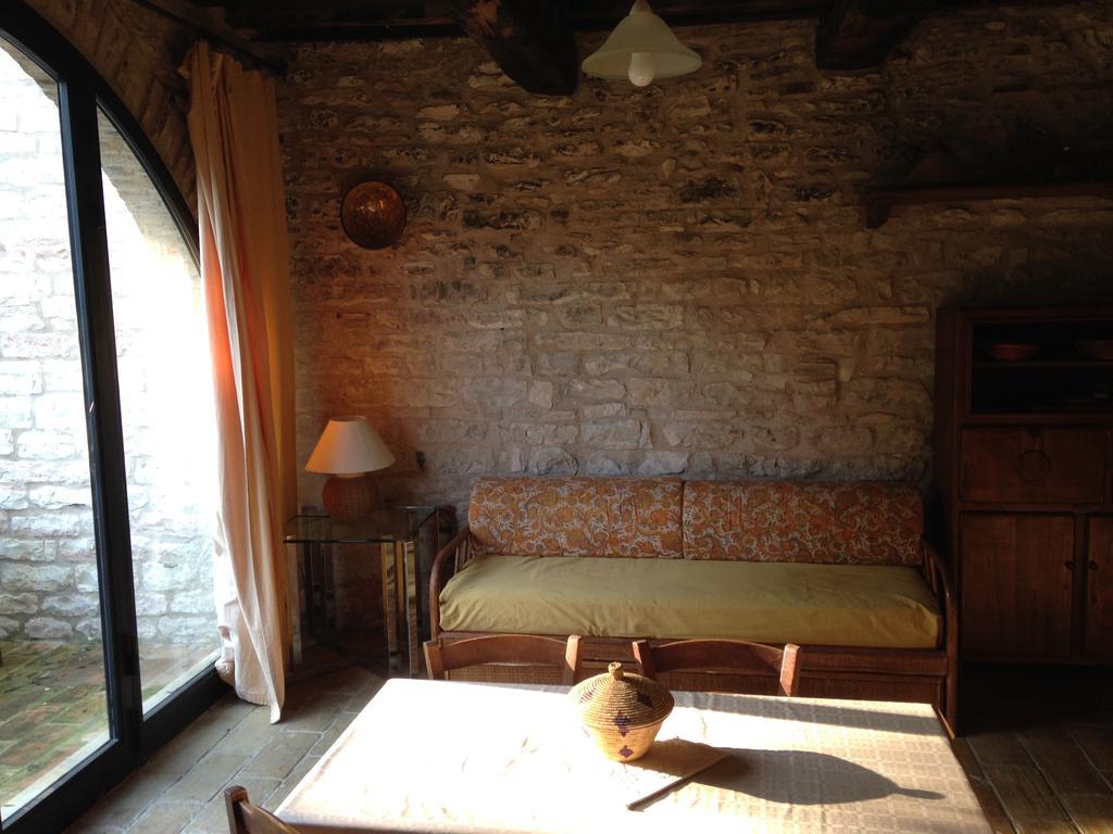 Appartement Agriturismo Il Fienile di Cà Battista à Cagli Extérieur photo